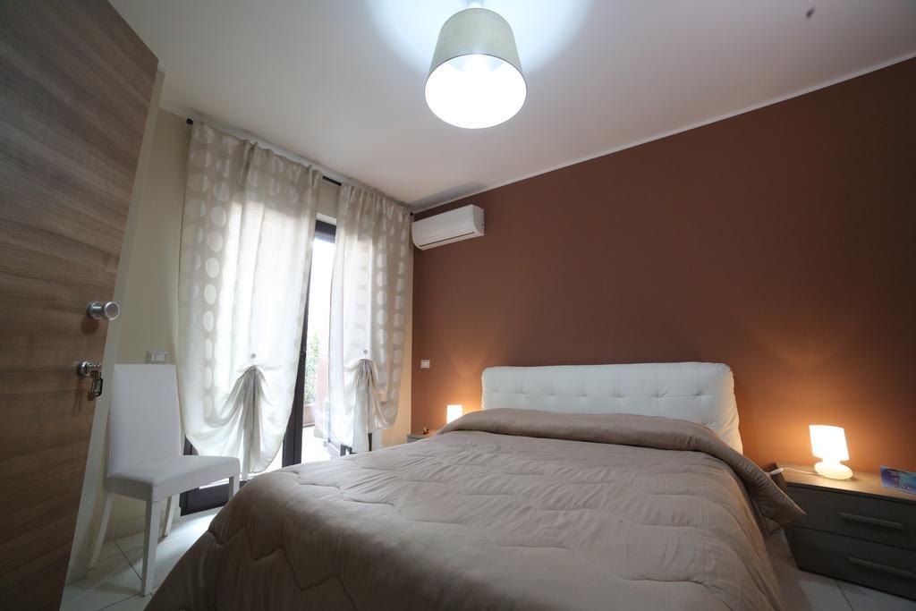B&B Ciclopi Ачи Костелло Экстерьер фото